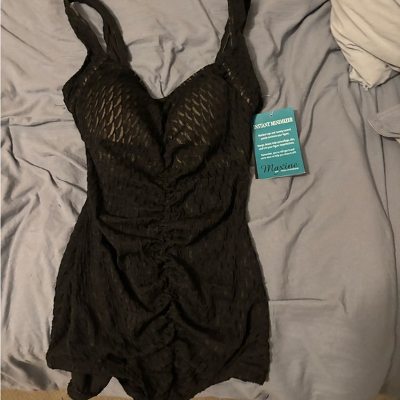 Maxine Of Hollywood Instant Minimizer NEW TAGS Size 14 Black Dress Cupped Midi - Picture 1 of 14